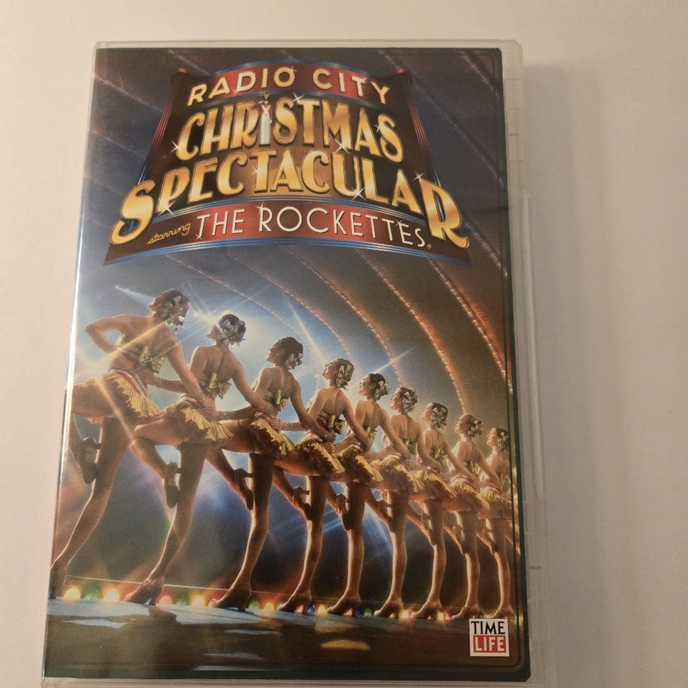 Radio City Christmas Spectacular Starring The Rockettes DVD 2008